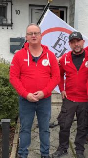 Danke dem @damenkomitee_laachduevje für die Nominierung, natürlich machen wir bei der Baumpflanz-Challenge mit. 🌲
Wir nominieren:
👉 @afcblackravens
👉 @kguckendorf
👉 @loestige_langeler
⏳ ihr habt 72 Stunden Zeit, uns zu zeigen, dass auch ihr einen Baum pflanzt und somit mit Einsatz und Herz für die Umwelt da seid! 🌎🌱
➡️ Ansonsten freuen wir uns auf eure Einladung zu einer Grillparty.
#karneval #baumpflanzchallenge #niederkassel