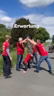 „Erwartung vs. Realität“ 😂💥
Manchmal läuft’s eben anders als geplant… aber genau das macht die besten Momente aus 😅🔥
Wer kennt’s? 👀👇
#ErwartungVsRealität #funnyvideos #FunMoments #LachenIstGesund #Fails